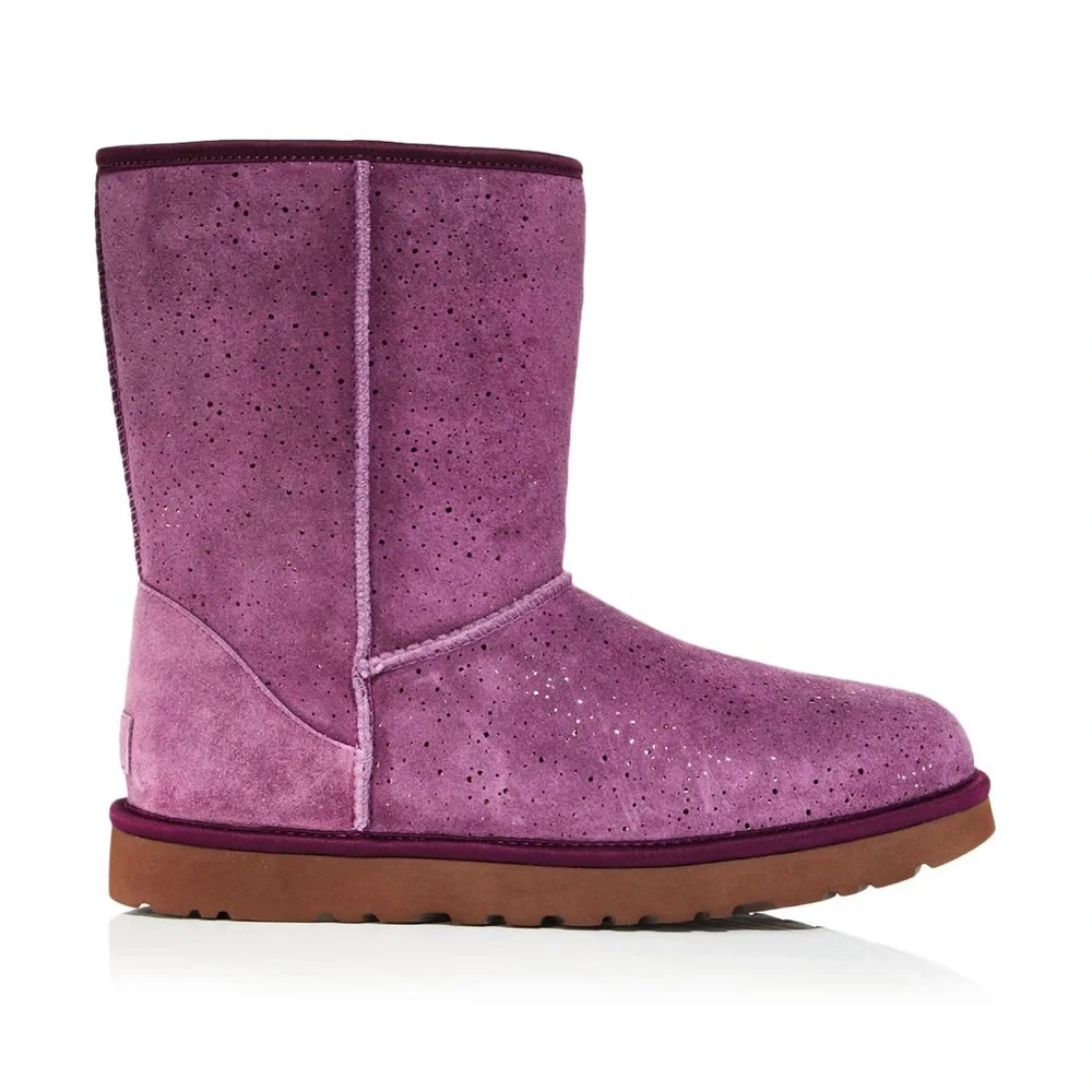 NIB UGG Women’s 1135110 Classic Short Metallic Spots